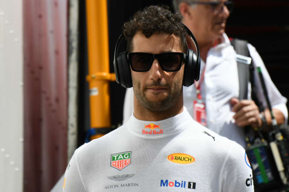 Ricciardo logra la ‘pole’ en Mónaco, con Alonso séptimo y Sainz octavo