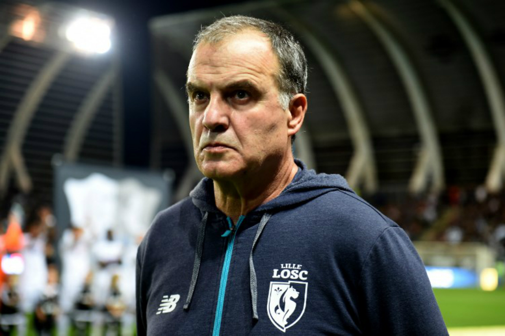 Bielsa, su suspensión y una muerte que le duele