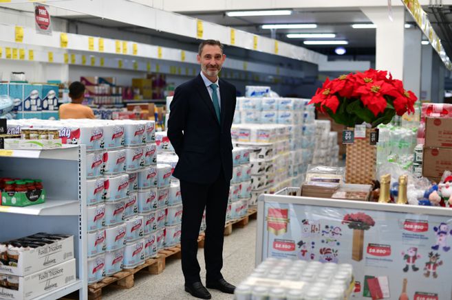 Fernando González deja la presidencia de Tiendas D1