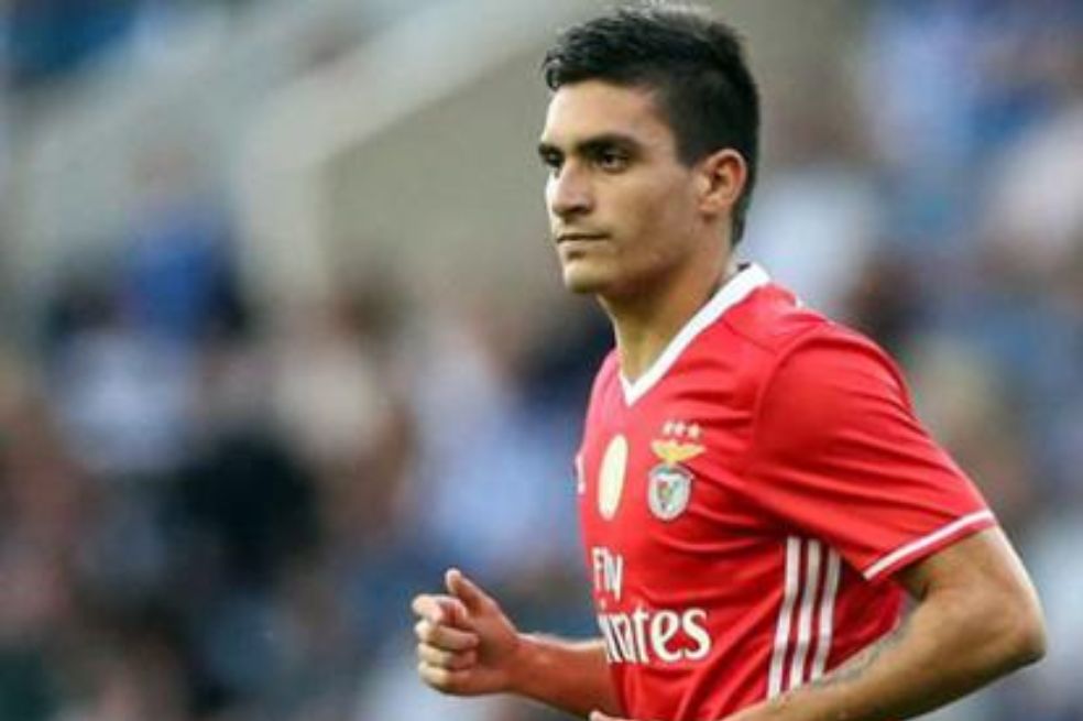 Guillermo Celis estuvo seis meses en la plantilla del Benfica.