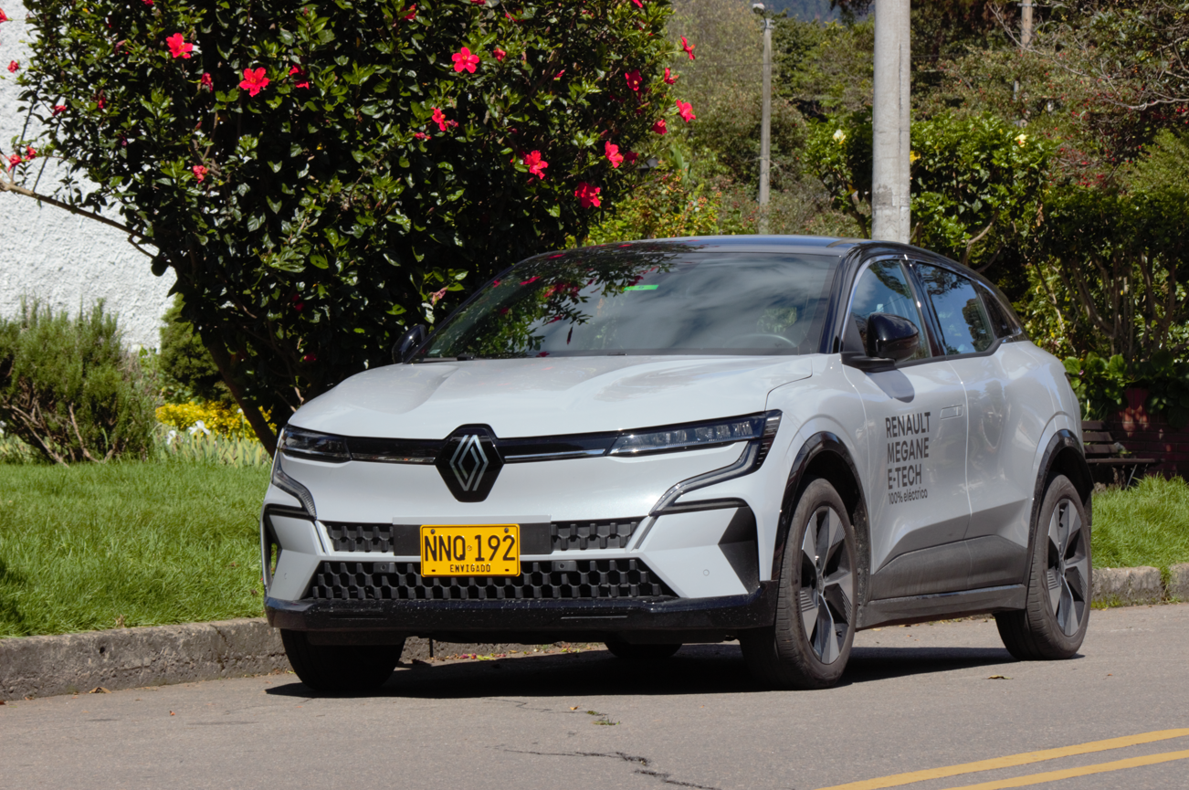 Renault Megane se reinventa en Colombia: ahora eléctrico y con la etiqueta E-Tech
