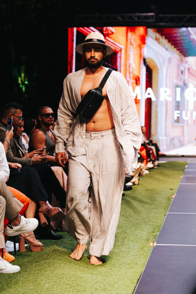 Mario Hernández inauguró el Santander Fashion Week con El Camino