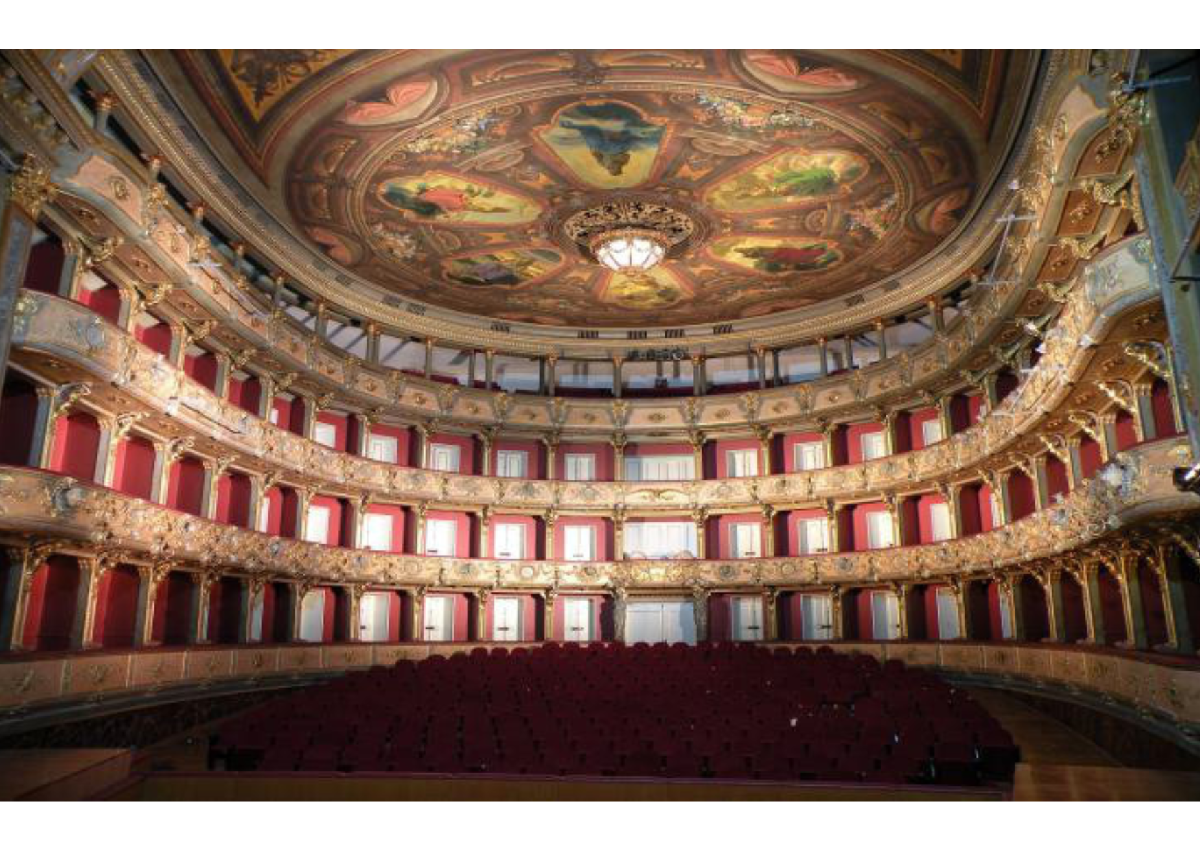 Max Ojeda ganó el Premio Nacional de Arquitectura 2012 en el área de patrimonio, por la restauración del Teatro Colón.