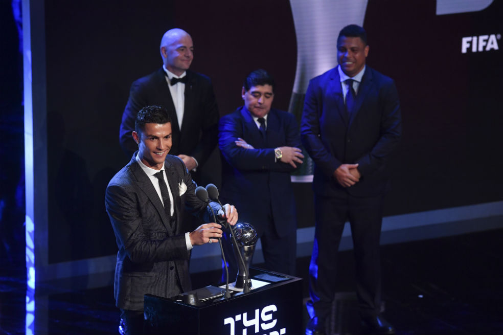 Cristiano Ronaldo ganó por segundo año consecutivo el premio ‘The Best’