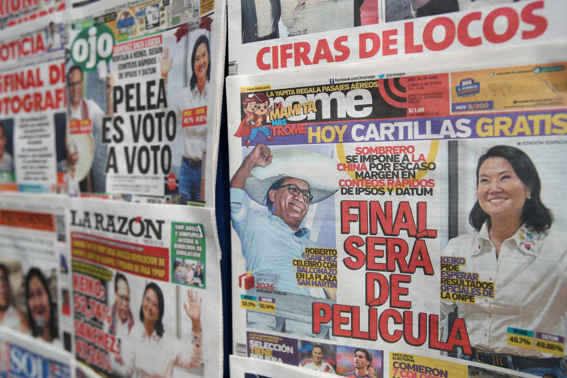 Elecciones en Perú: Sánchez lidera y Fujimori reduce distancia por los votos en el exterior