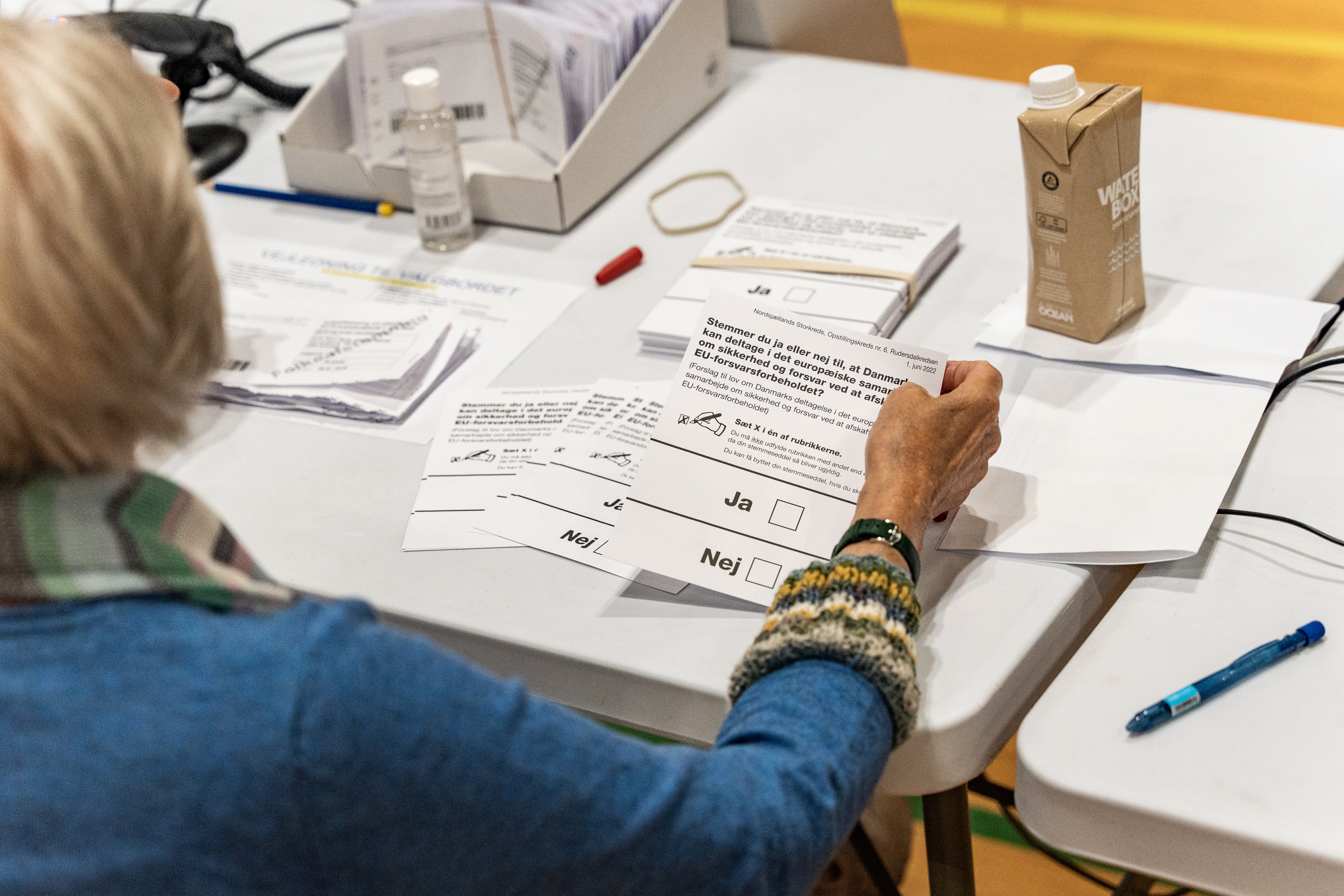 Los daneses votan en un referéndum su entrada a la política de seguridad de la UE