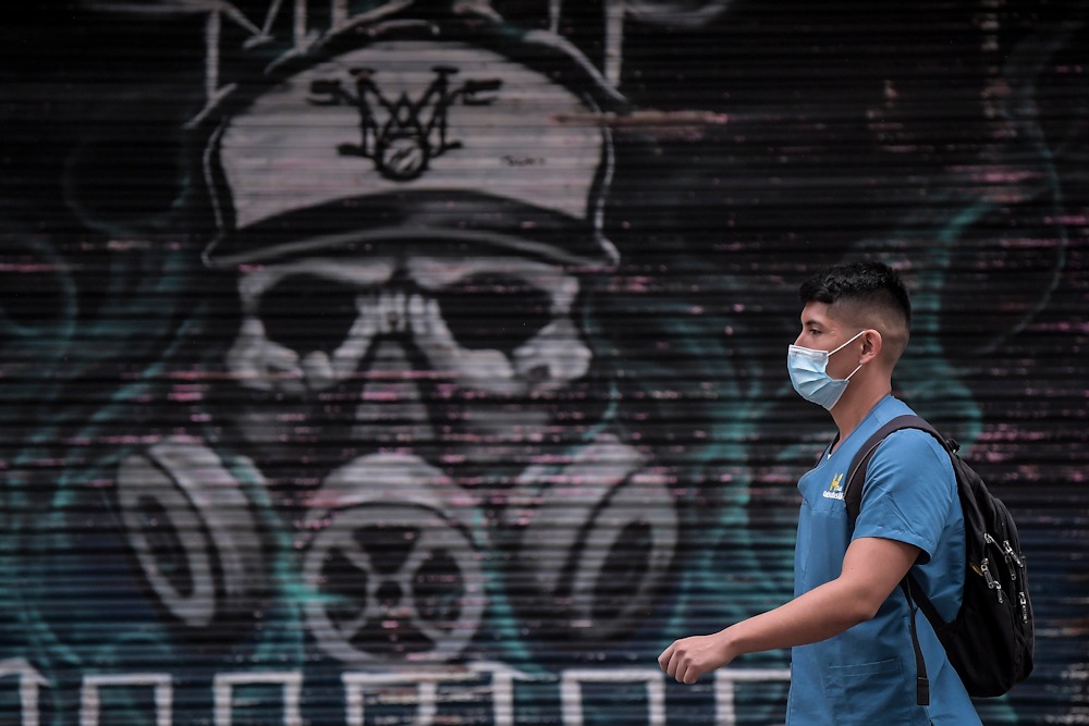 ¿El coronavirus está en el aire? OMS dice que hay pruebas sobre transmisión aérea del virus