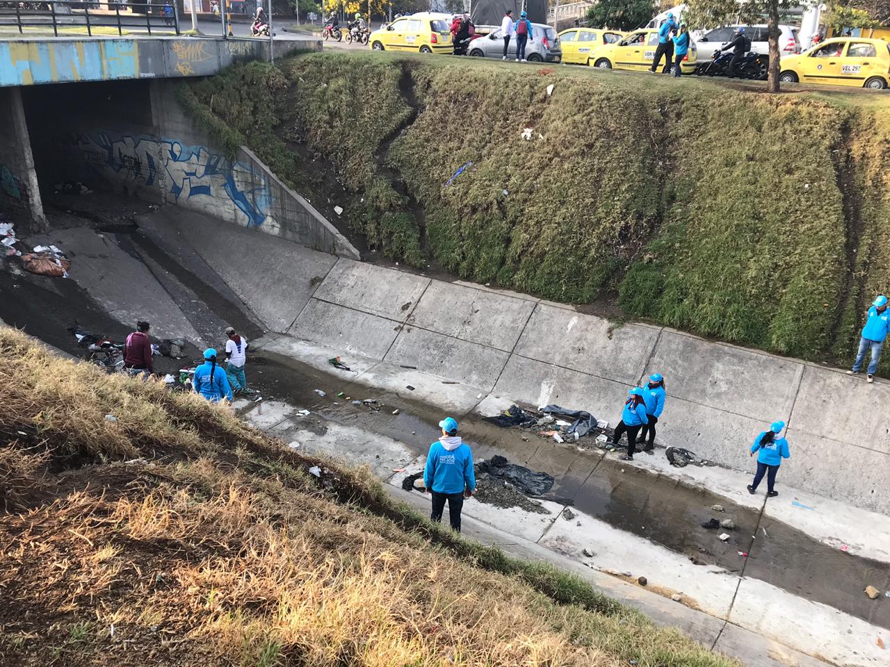 Realizan nueva intervención al canal de Comuneros, en Bogotá