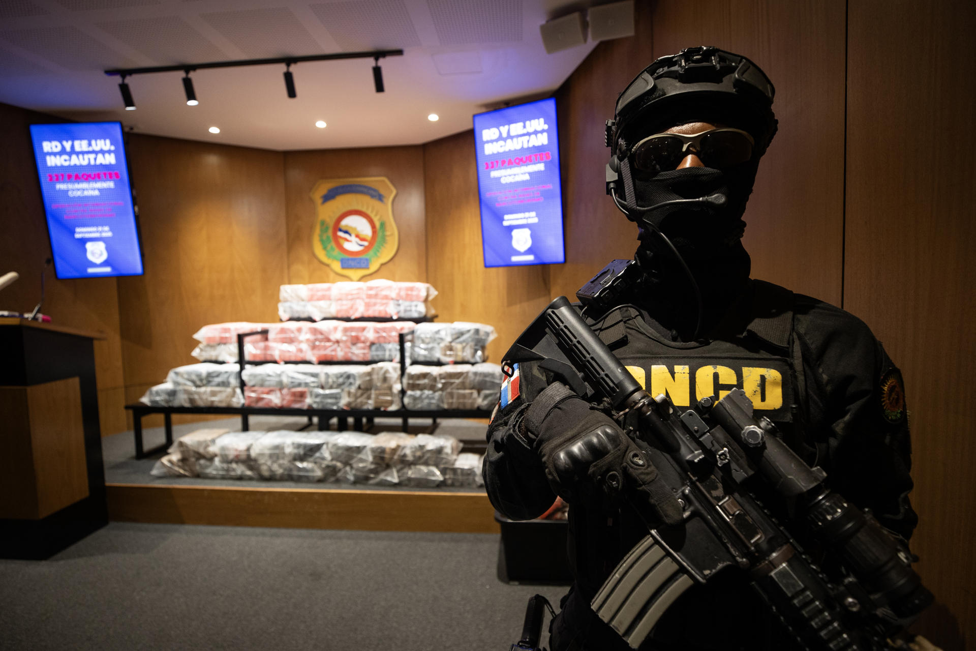 República Dominicana incauta parte de la droga de la más reciente lancha atacada por EE. UU.