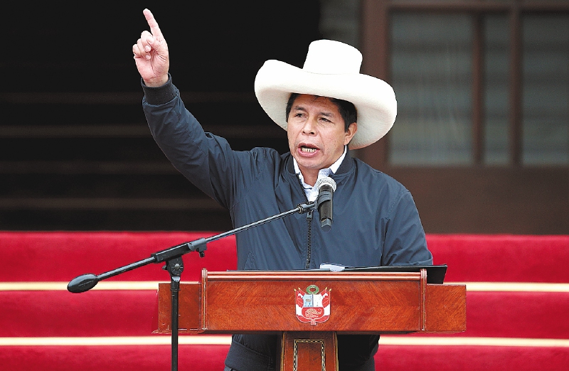 Presidente de Perú propone castración química para violadores de niños