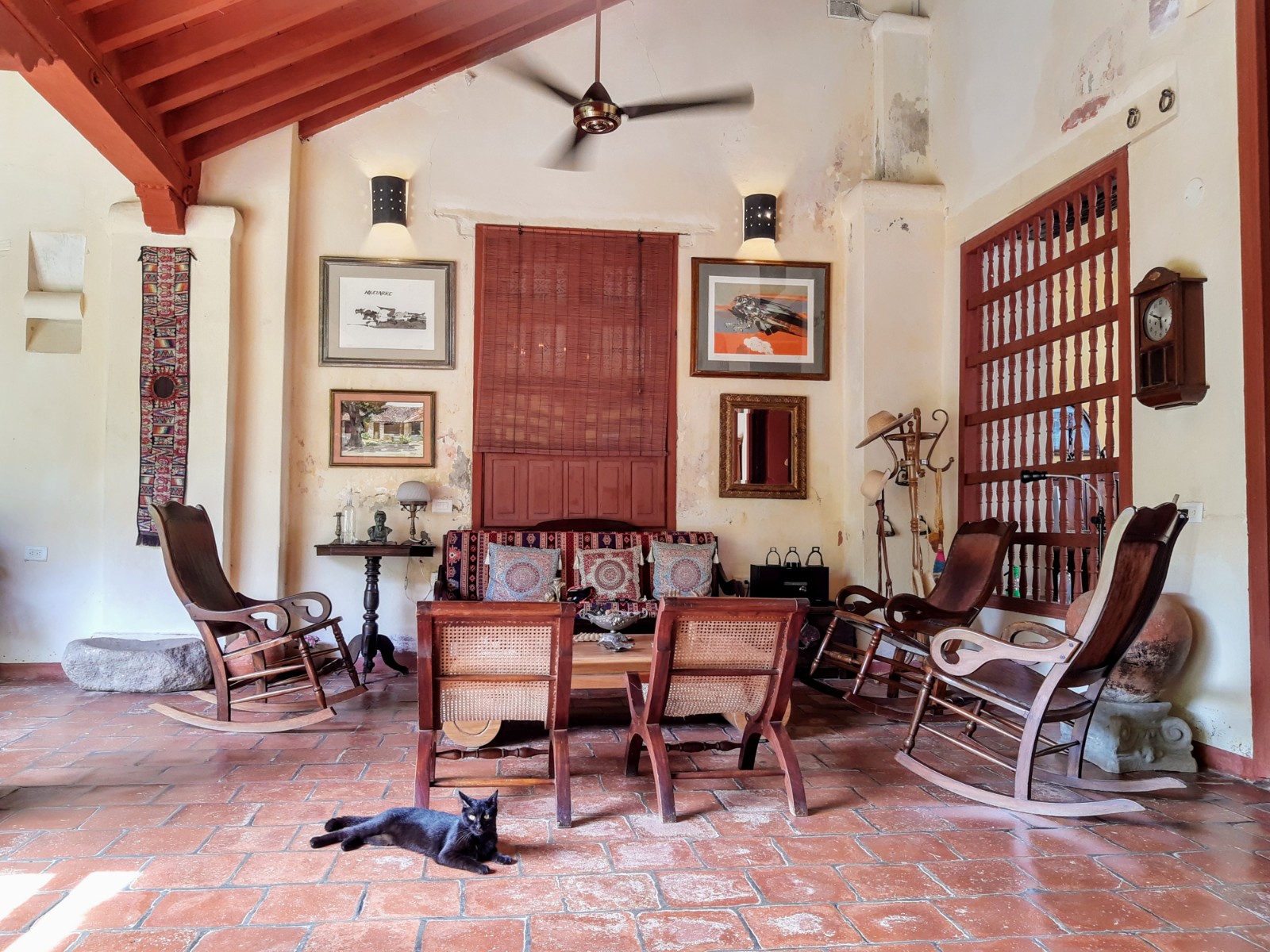 Mompox cuenta con una amplia oferta de hospedaje. Puede encontrar hostales, hoteles y casas históricas, entre otras.