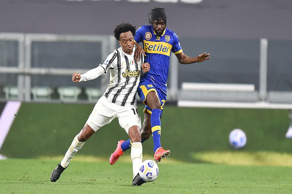 Cuadrado y su doble asistencia para la victoria de la Juventus sobre Parma