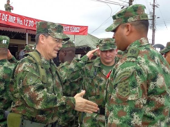 Farc confirman plenamente que tienen en su poder al general Alzate