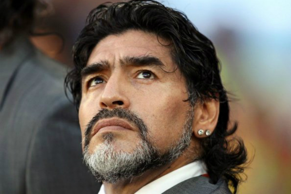 «El fútbol argentino está quebrado»: Maradona