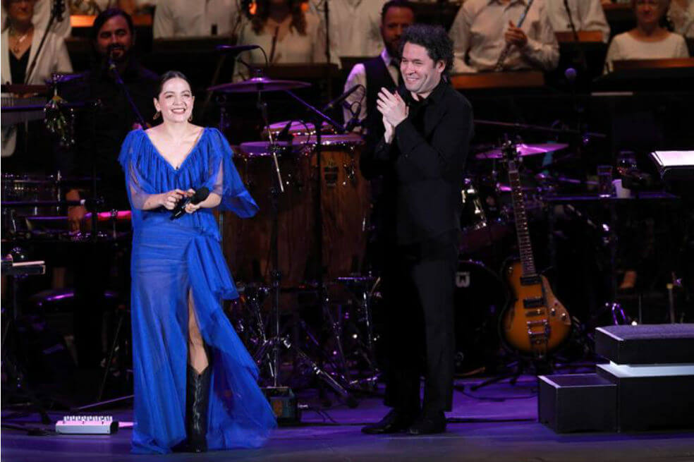 Lafourcade y Dudamel le regalaron a Los Ángeles una noche puramente latina