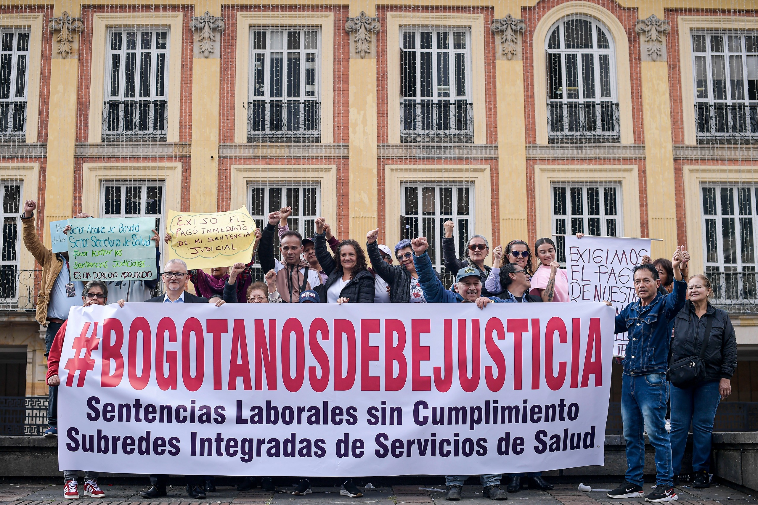 Excontratistas de la salud exigen el pago de sus sentencias laborales.