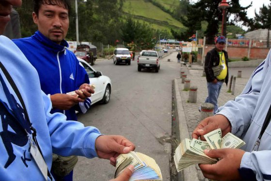 Gobierno venezolano descarta una nueva devaluación del bolívar