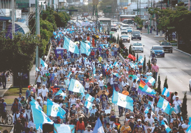 Presidente de Guatemala rendirá cuentas en medio de crisis por cierre de la Cicig