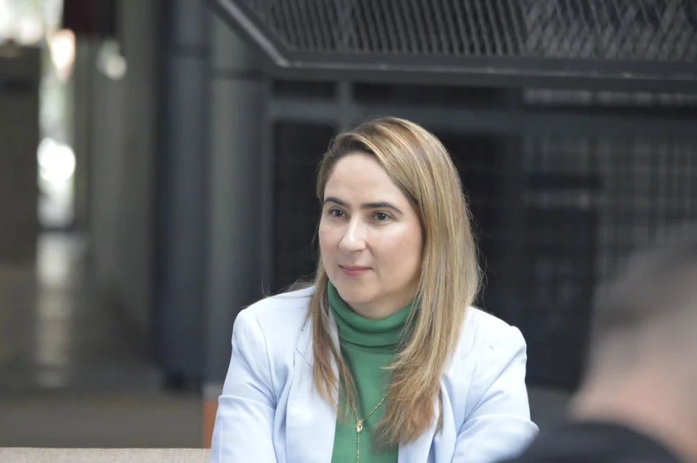 Procuraduría formuló cargos contra la exsecretaria de Educación de Medellín