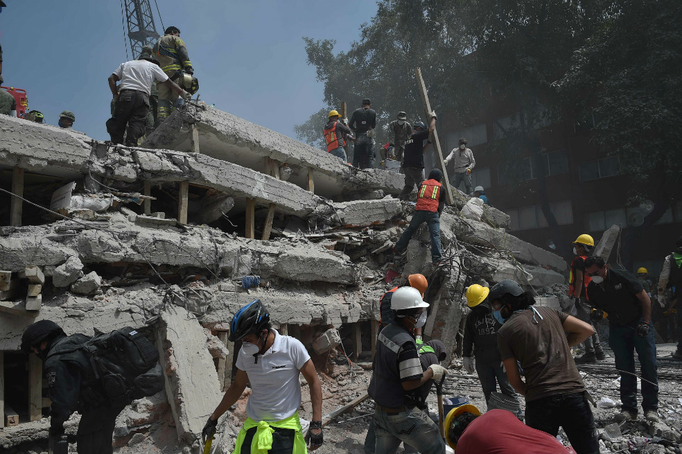 Historias de tragedias y milagros del terremoto de México