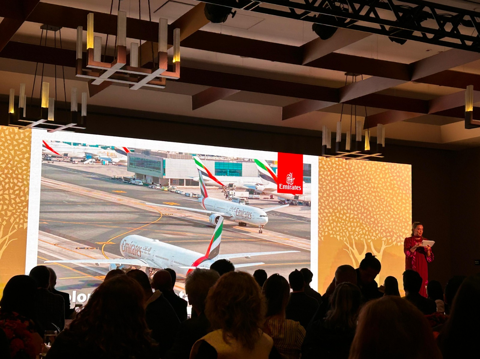 Desde el 3 de junio, Emirates operará vuelos desde Bogotá a Dubái vía Miami en su avión de fuselaje ancho Boeing 777-300 ER.