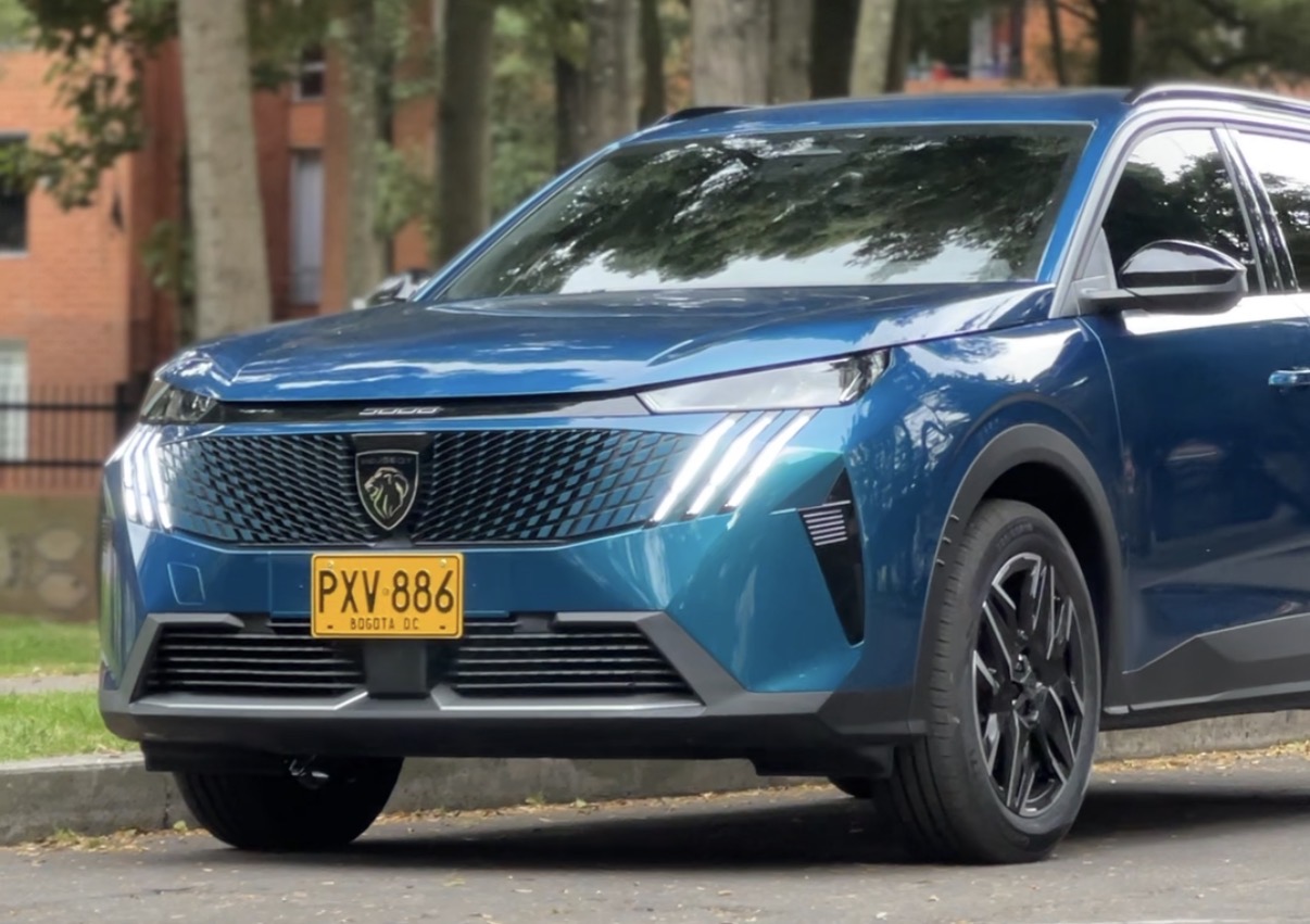Peugeot 5008 en Colombia.