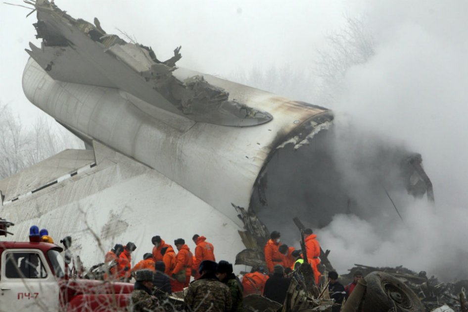 Al menos 37 muertos al estrellarse un avión de carga turco en Kirguizistán