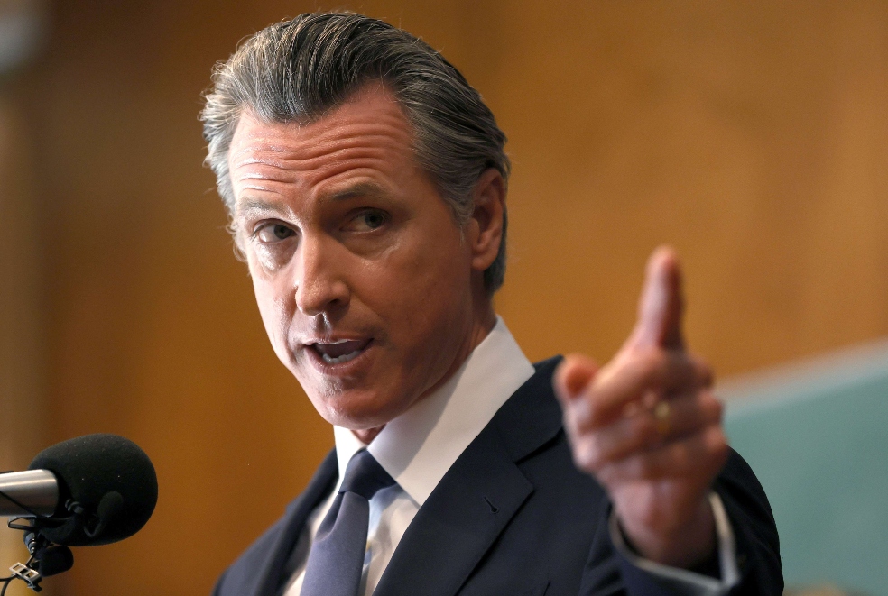 Fracasa referendo revocatorio contra el gobernador de California, EE. UU.
