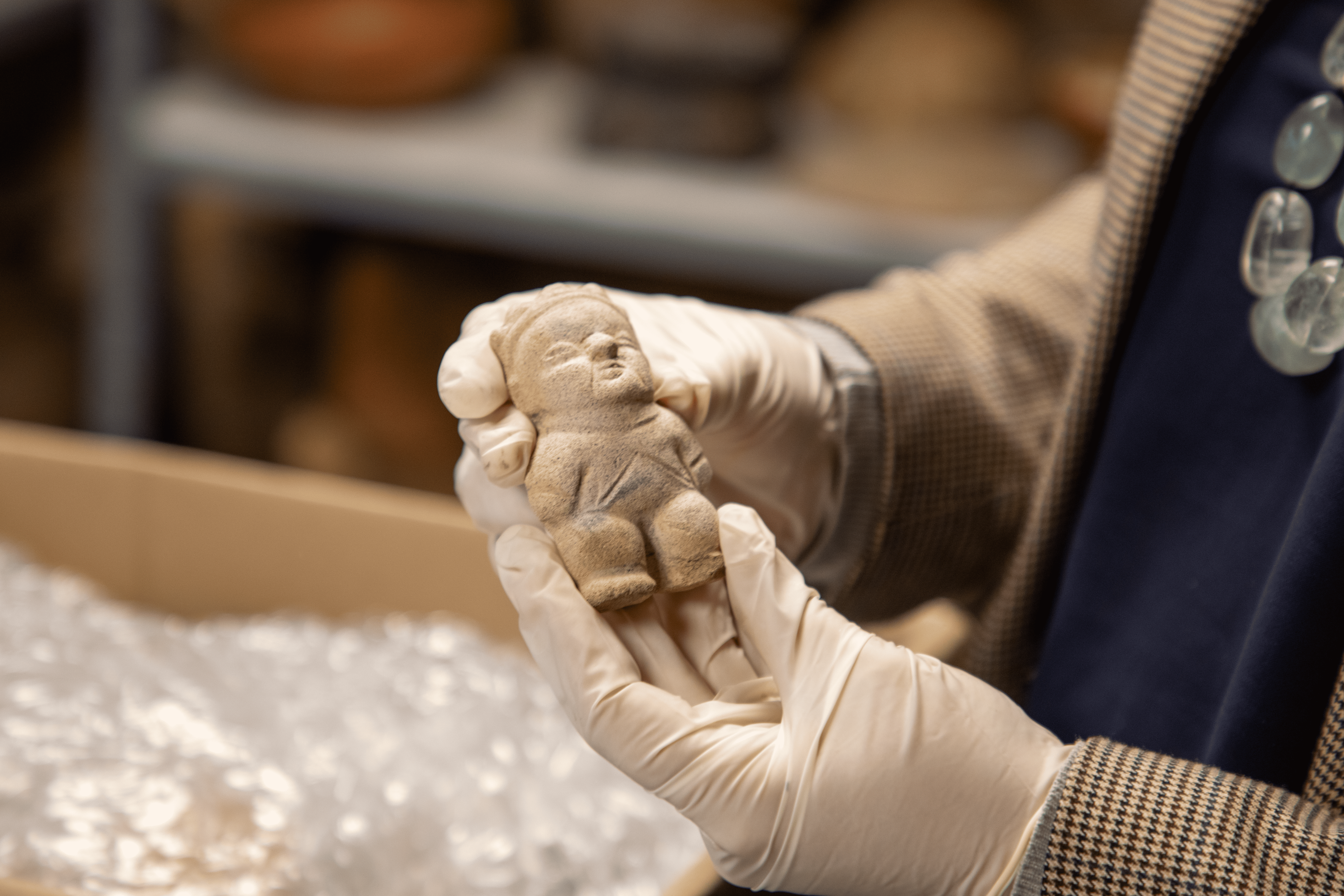 Casi 1.200 bienes arqueológicos repatriados por el Gobierno llegarán al Museo Nacional