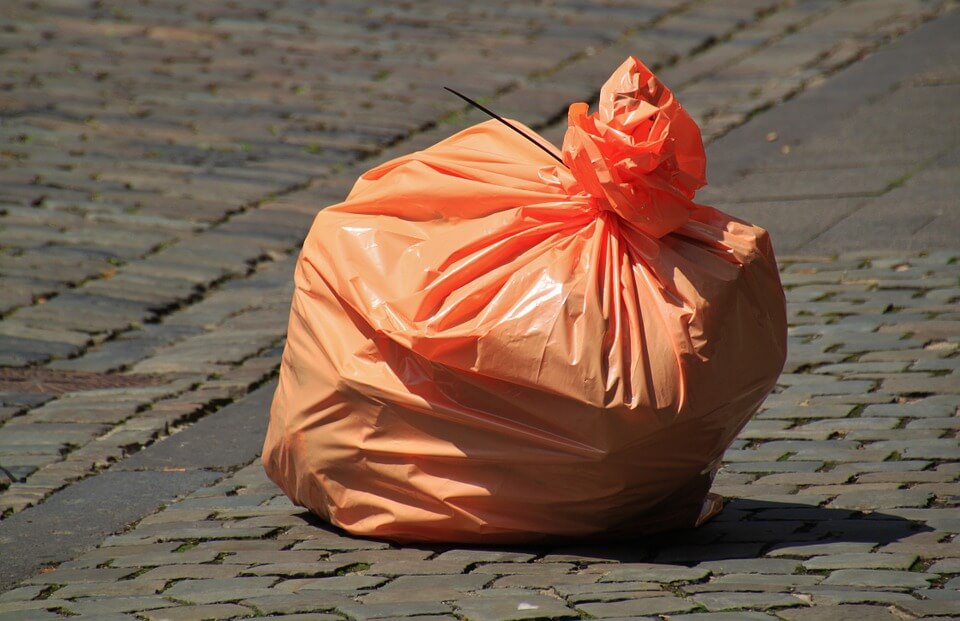 Encontraron una bolsa de basura que contenía cadáveres de animales en Tunjuelito