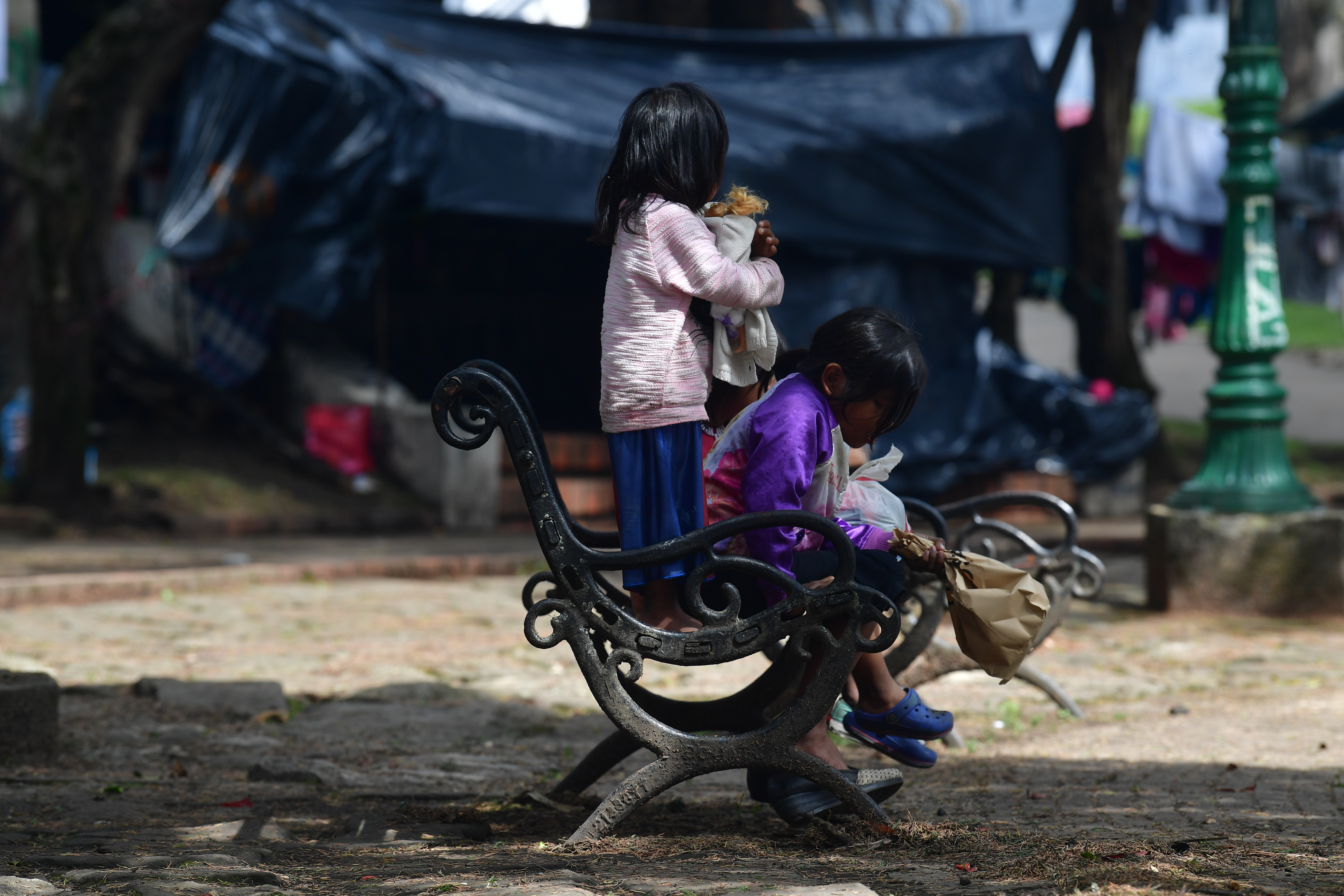 Denuncian injerencia política y vulneración a niños emberas en el parque Nacional