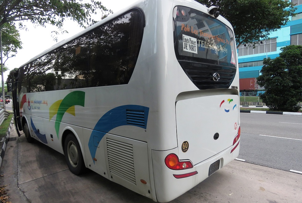 Accidente de bus internacional en Ecuador deja veintena de muertos y heridos