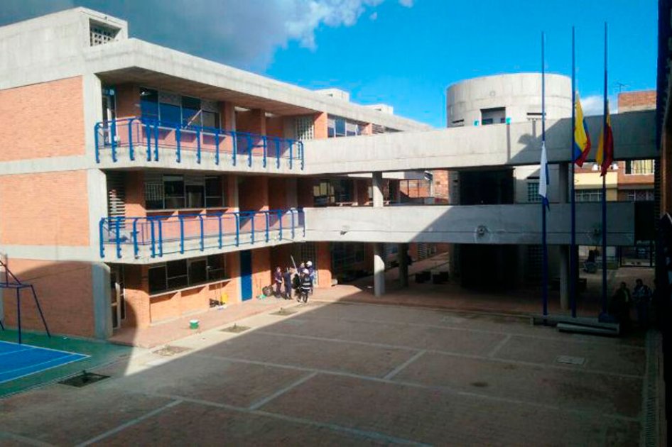 Adjudican contratos por $760.000 millones para construir aulas en Bogotá y 8 departamentos