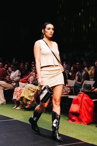 Mario Hernández inauguró el Santander Fashion Week con El Camino