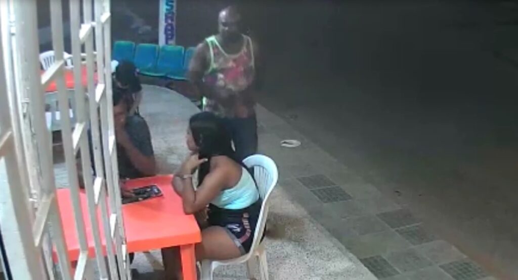 Locutor de radio atacó a golpes a su expareja en Soledad, Atlántico