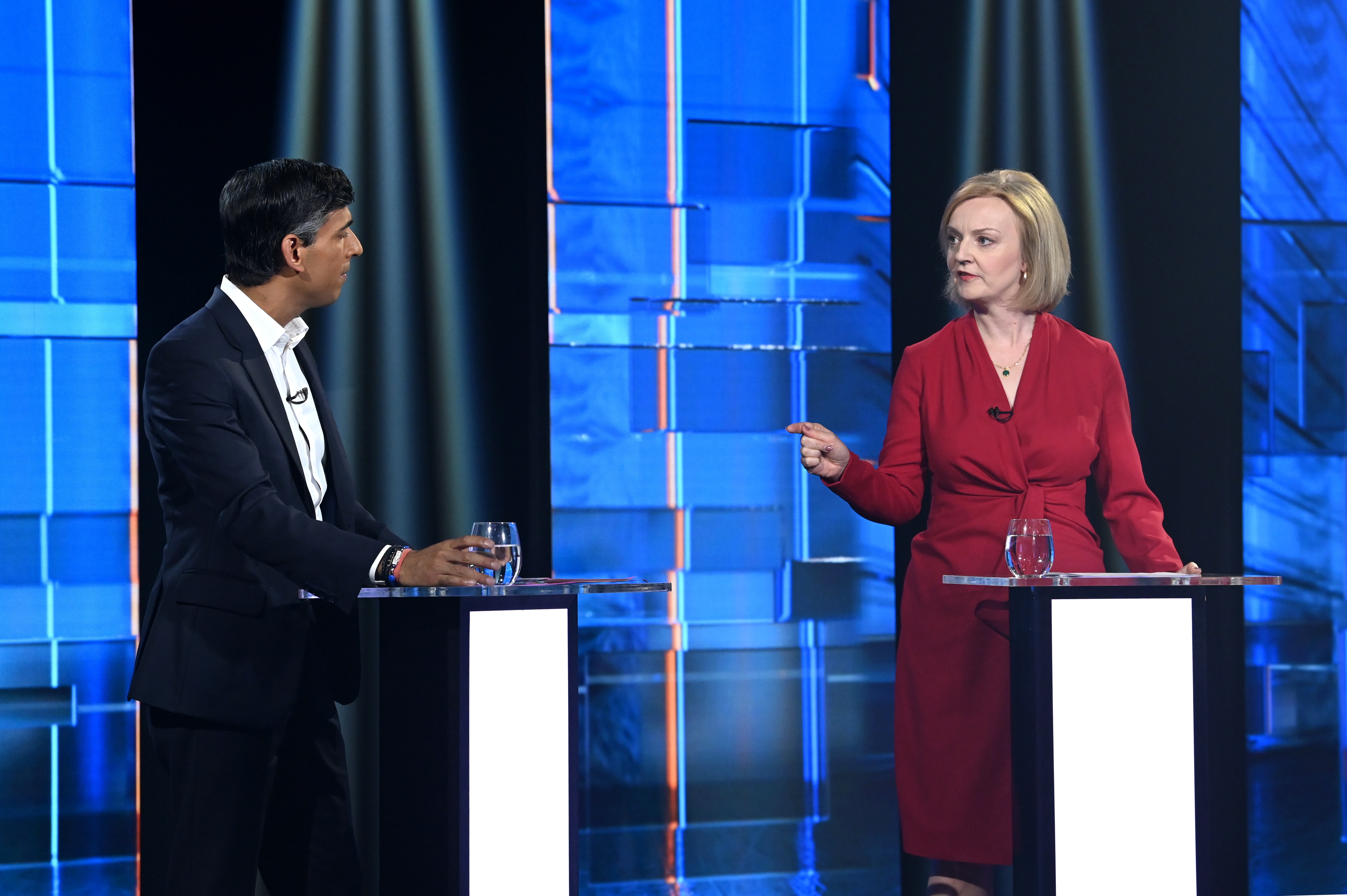 Entre Liz Truss y Rishi Sunak está el reemplazo de Boris Johnson: ¿quiénes son?
