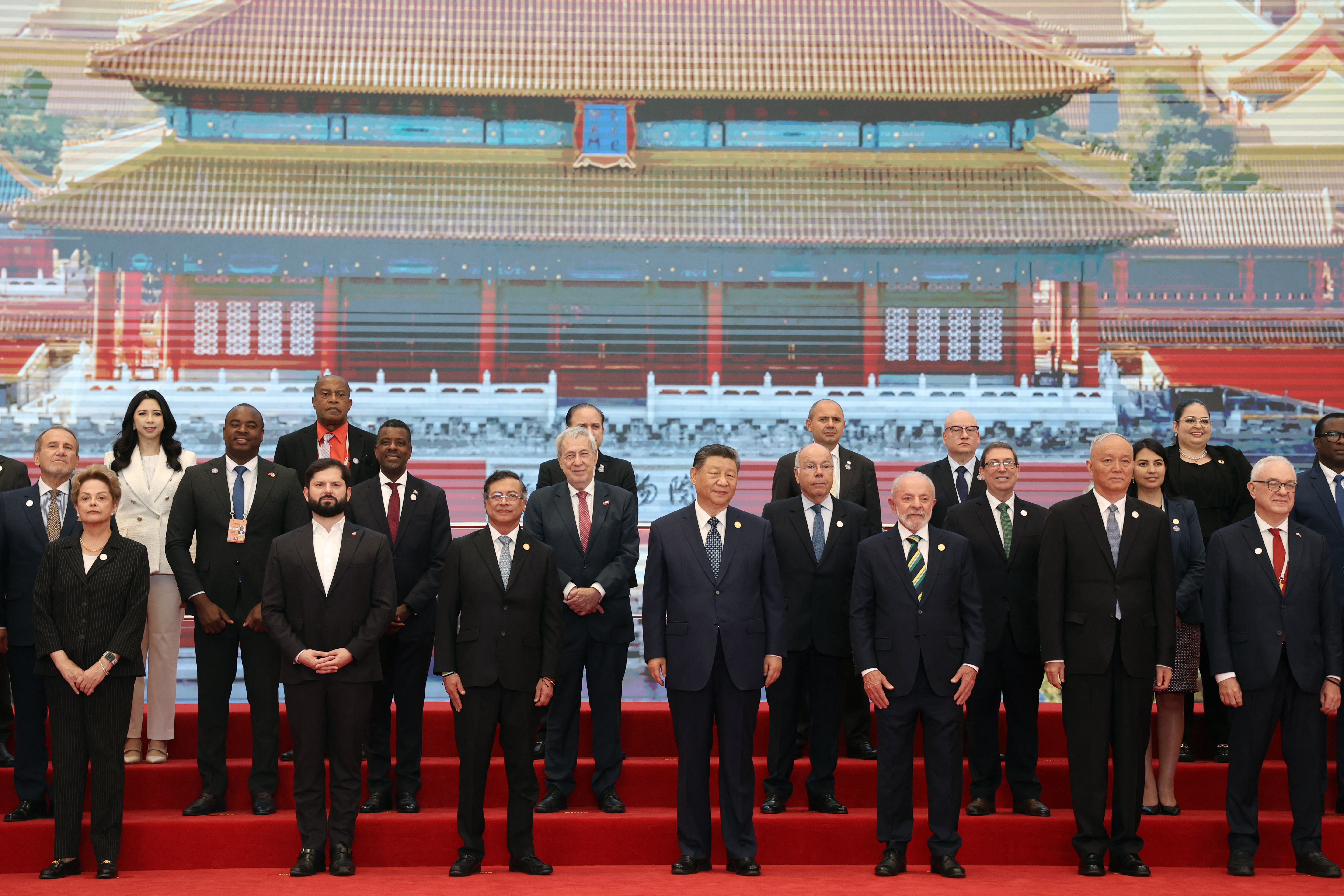 ¿China reemplaza a Estados Unidos como donante?