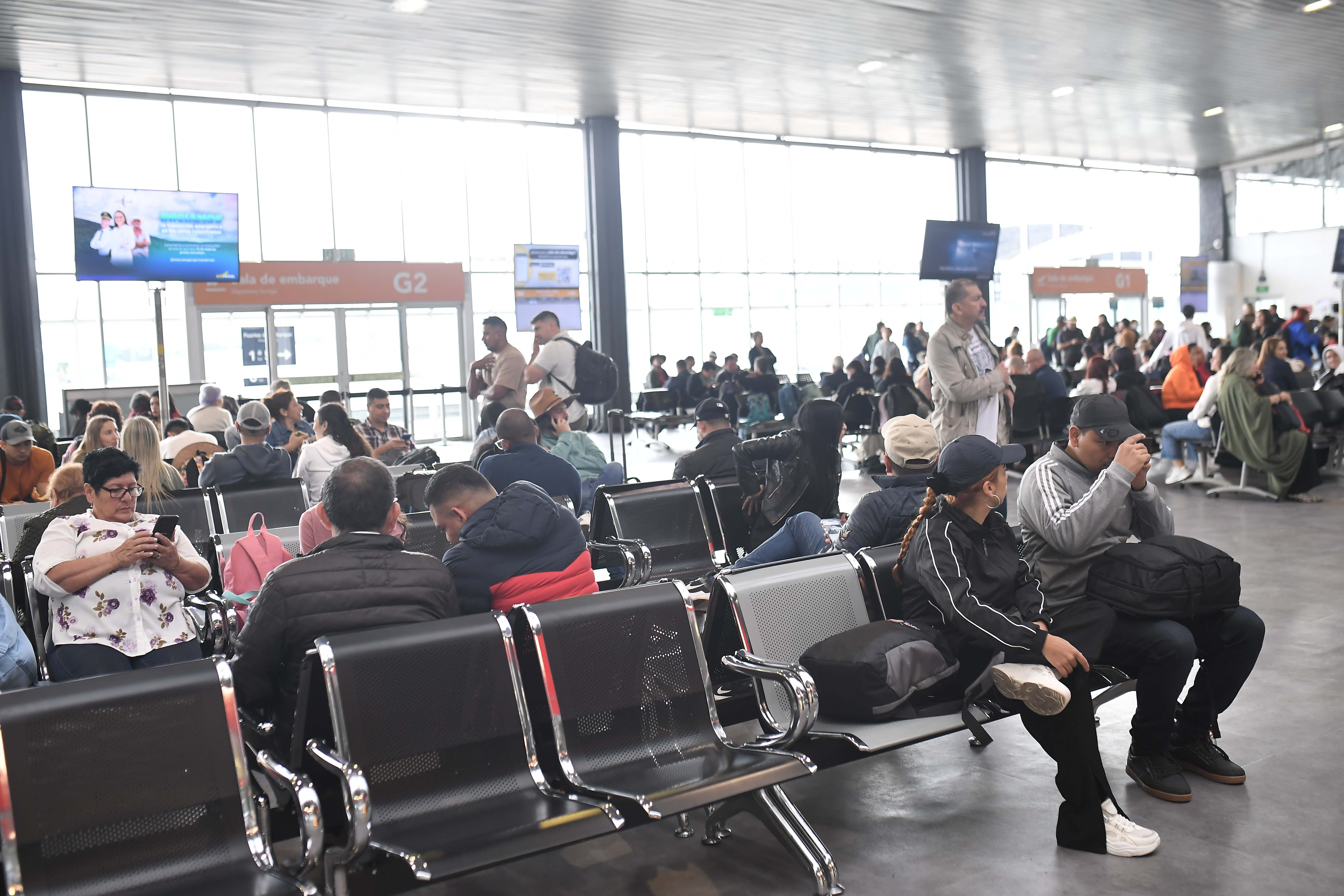 ¿Está saturado El Dorado? La preocupación de LATAM por el aeropuerto de Bogotá