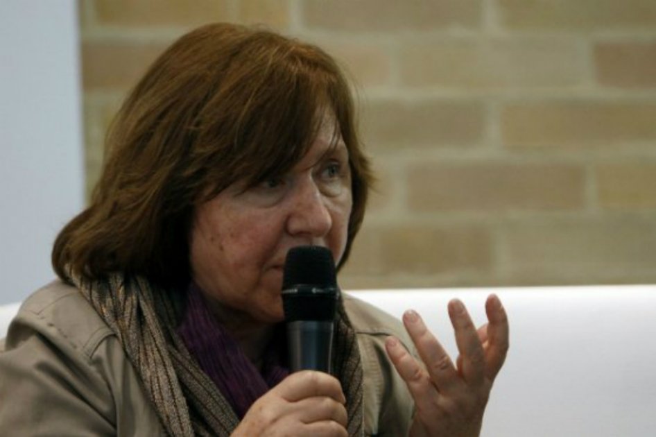 “El socialismo no es una idea mala; la mala era la versión rusa”: Svetlana Alexiévich