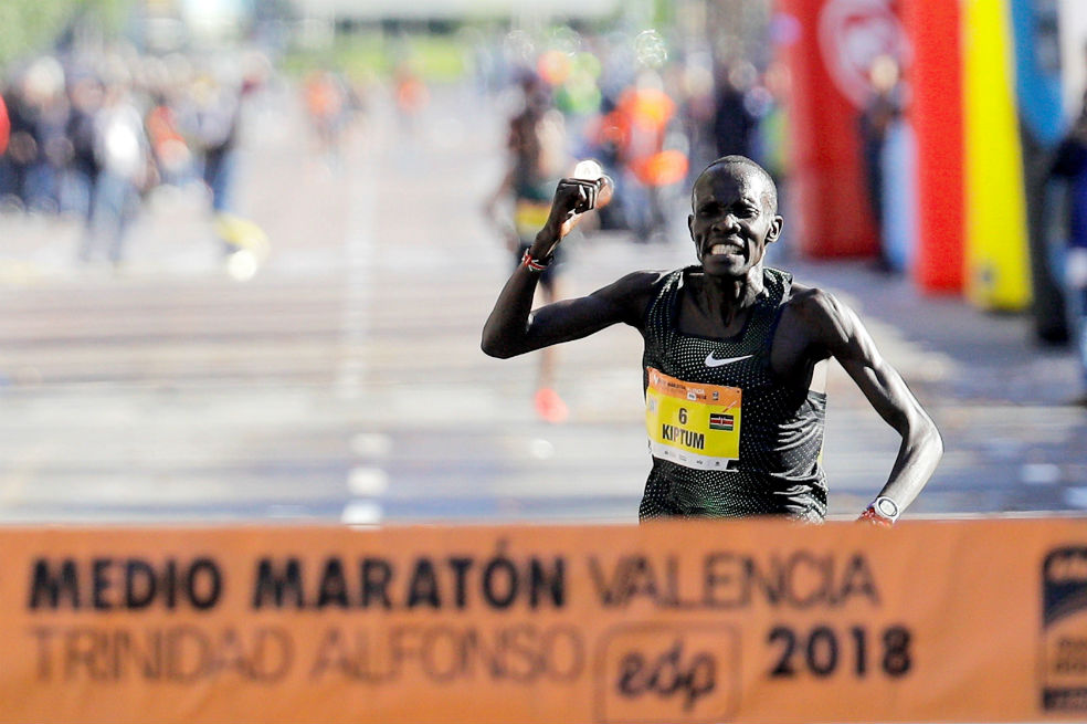 Kiptum estableció nuevo récord mundial en media maratón