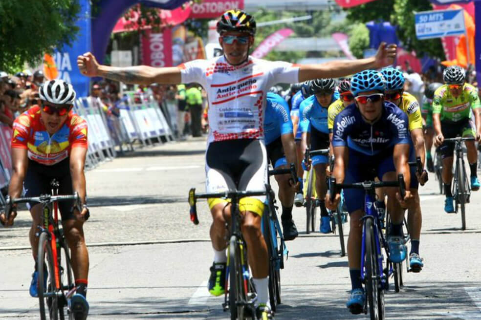 Óscar Quiroz ganó la tercera etapa del Clásico RCN