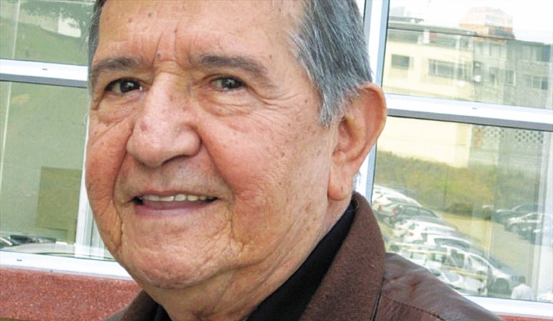 Eucario Bermúdez falleció a sus 83 años en Miami, Florida. Es uno de los locutores más importantes en la historia de la radio colombiana. / Twitter: @jhpelaez
