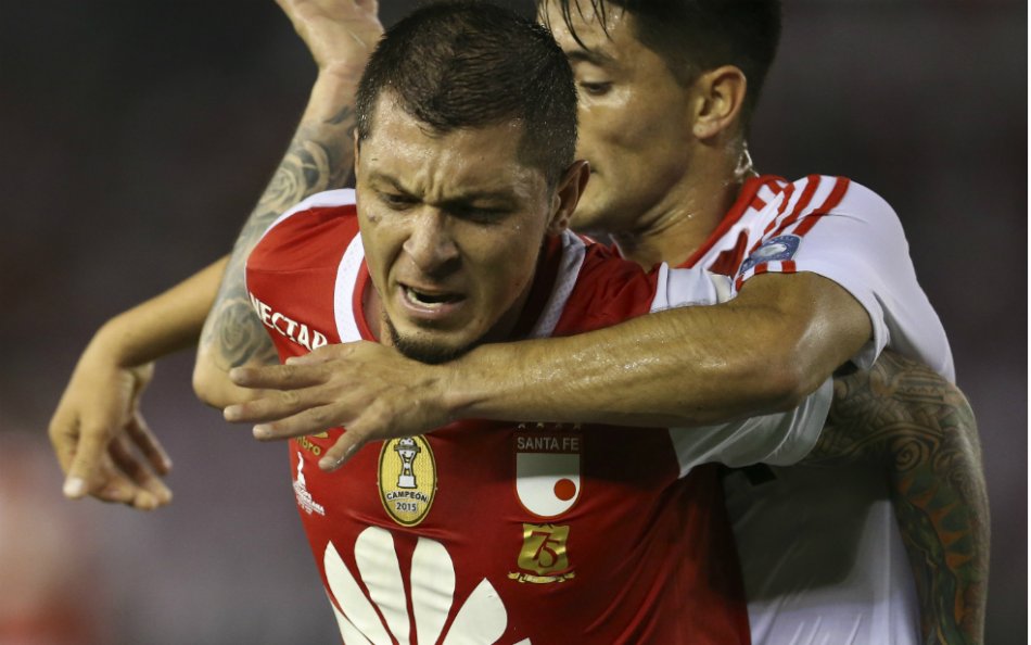 Pico disputó con Santa Fe la Recopa Sudamericana. / EFE