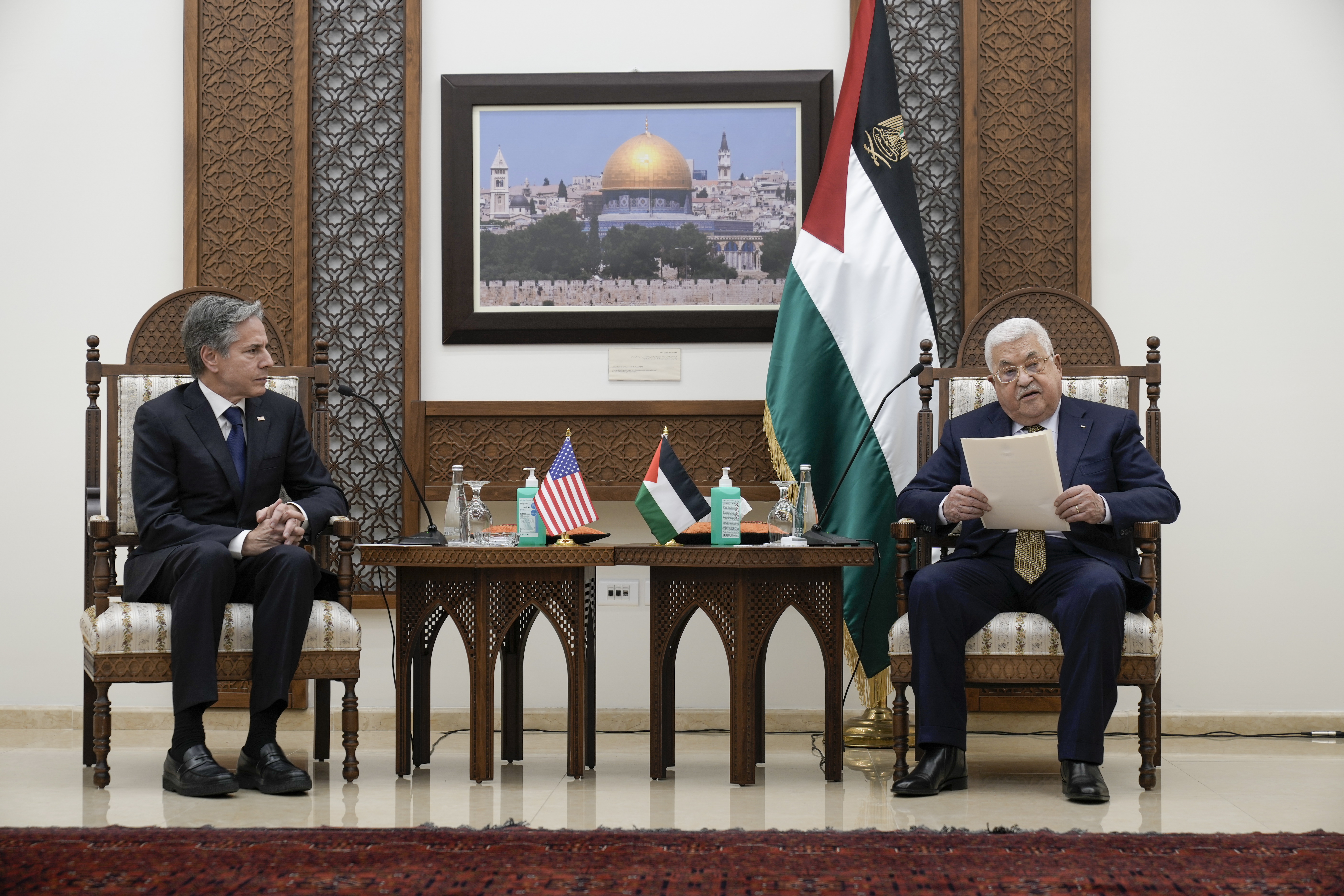 Blinken expresa su pesar en Cisjordania por palestinos “inocentes” muertos