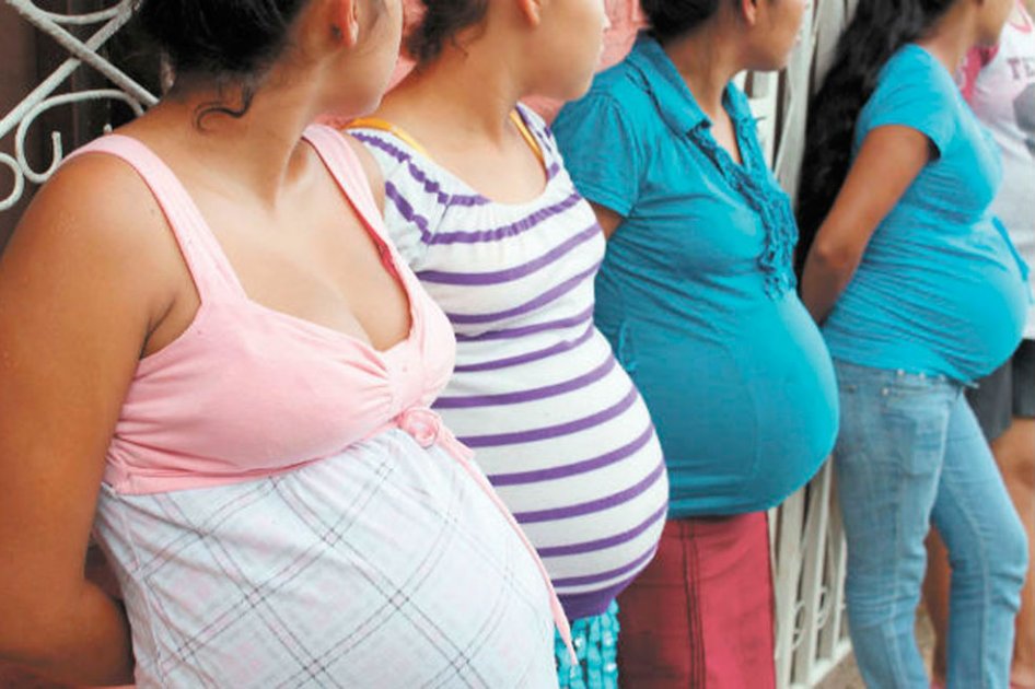 Confirman 890 casos de mujeres embarazadas contagiadas con zika