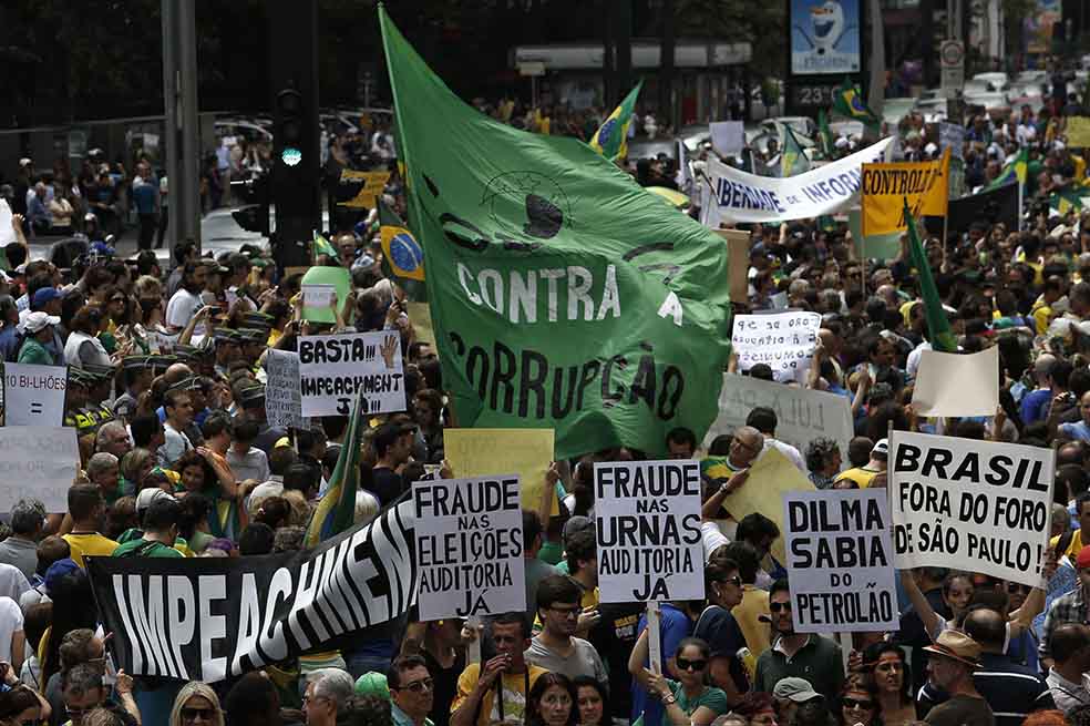 La protesta regresa a Brasil