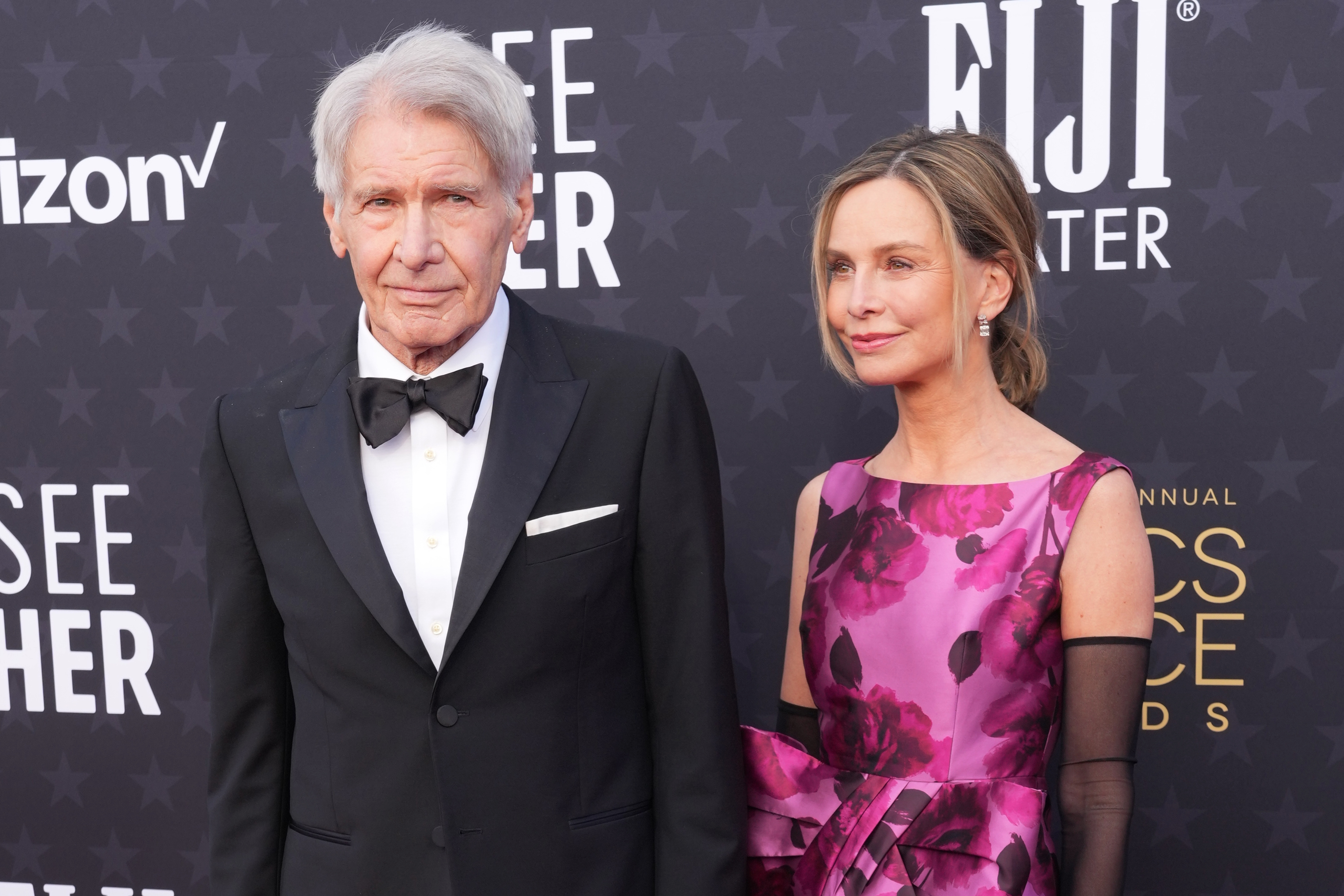 Santa Monica (United States), 14/01/2024.- Actors Calista Flockhart and Harrison Ford (L) attend the 29th Critics Choice Awards at The Barker Hangar in Santa Monica, California, USA, 14 January 2024. EFE/EPA/ALLISON DINNER