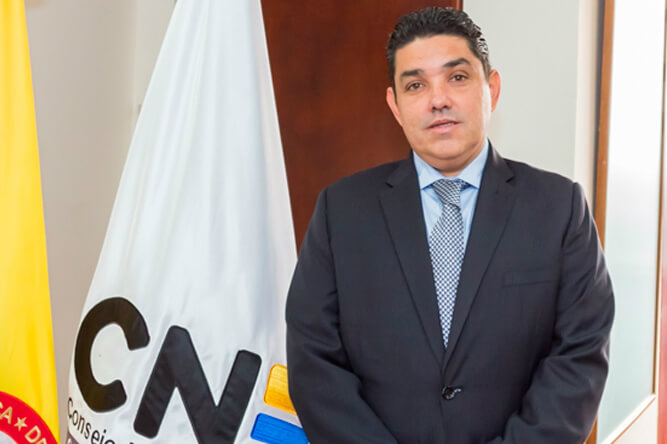 Congreso en pleno acepta la renuncia de Jaime Lacouture