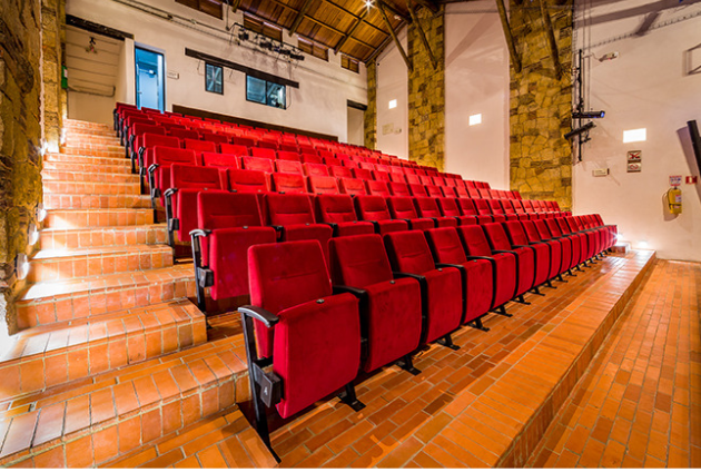 La lucha de los cines y teatros de Bogotá para mantenerse a flote durante la pandemia