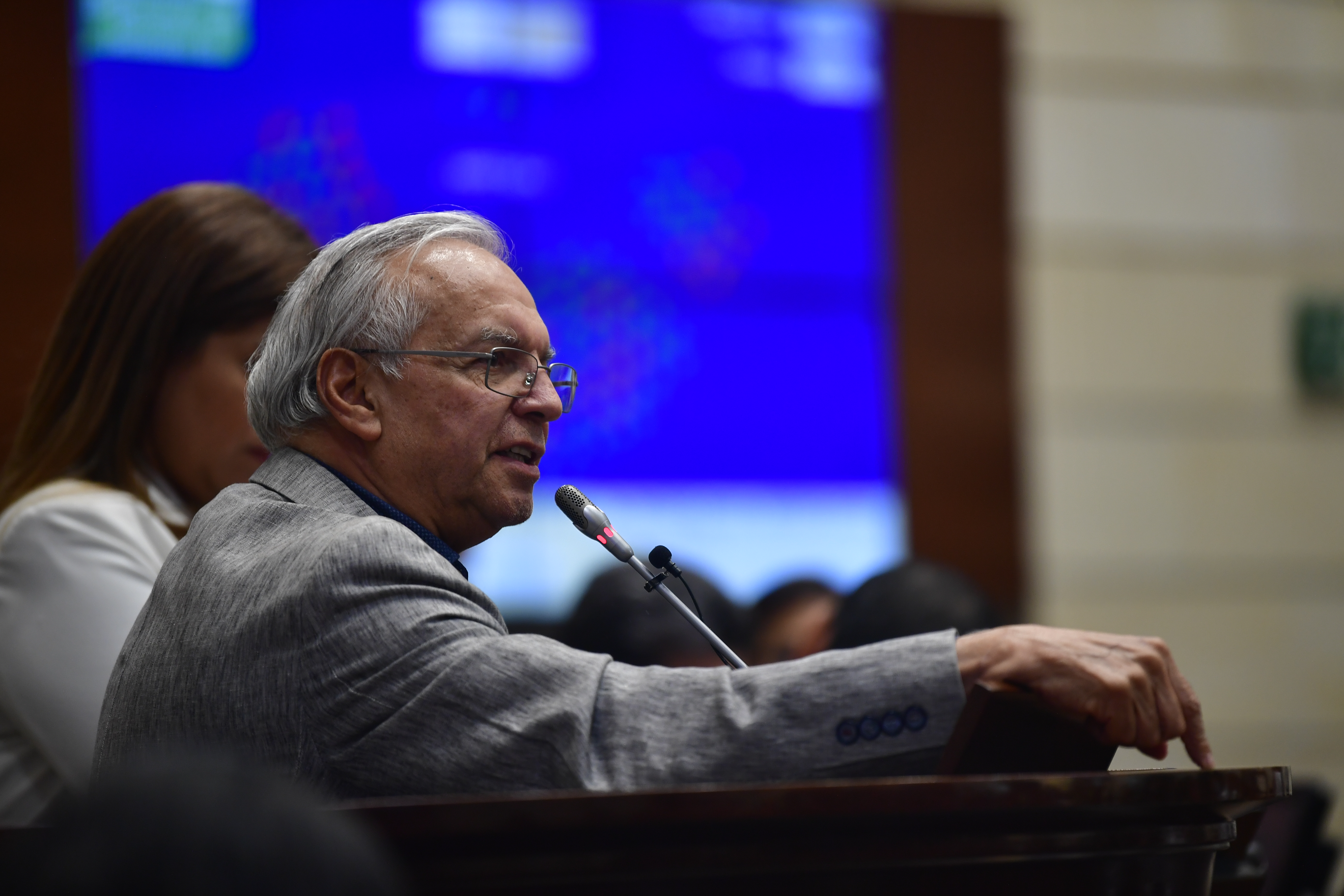 “Nunca me atornillé al cargo”: Ricardo Bonilla tras presentar carta de renuncia